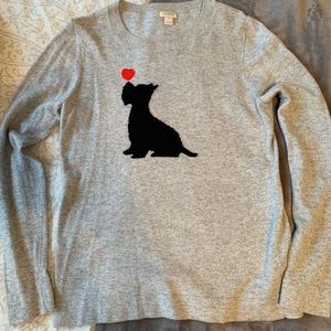 Adorable light weight sweater.